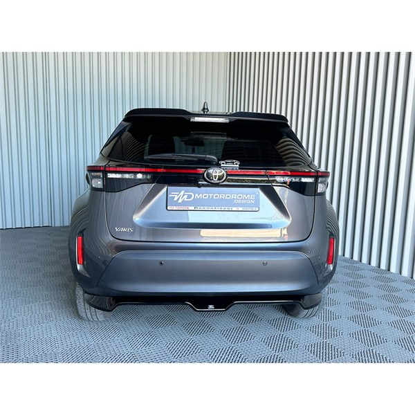 Takspoilerhuvud Toyota Yaris Cross 2020- AutoStyle