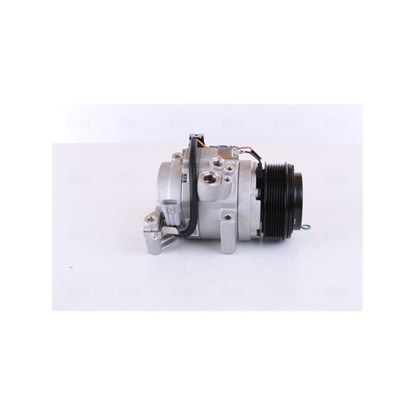 Kompressor, klimatanläggning 12V Nissens 890875 NISSENS