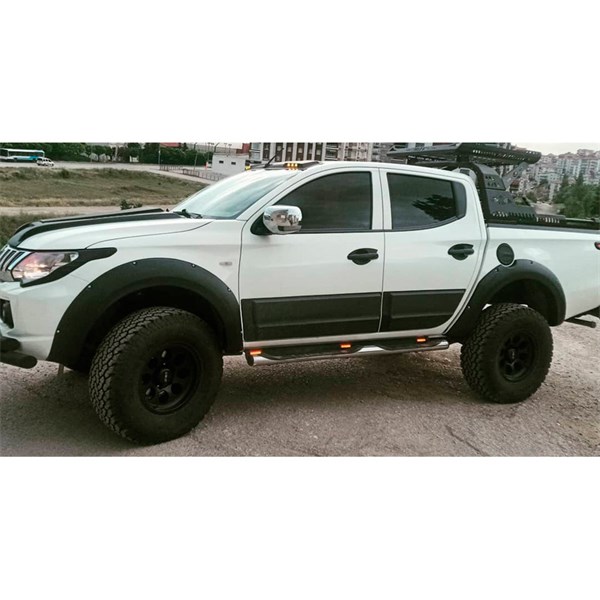 Stänkskärmsbreddare Mitsubishi L200 tr5/Fiat Fullback 15-19 Onewa OneWay