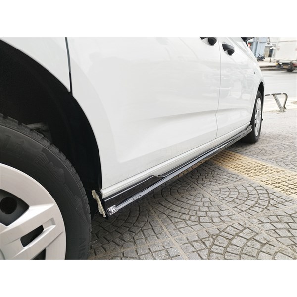 Sidokjolar VW Caddy MaxiV/Ford Transit/Tourneo Cnnct 24- Motordro Motordrome Sidokjolar VW Caddy MaxiV/Ford Transit/Tourneo Cnnct 24- Motordro Motordrome