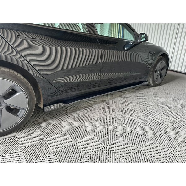 Sidokjolar Tesla Model 3 2017-2023 & FL 2023- Motordrome DX STS03 Motordrome Sidokjolar Tesla Model 3 2017-2023 & FL 2023- Motordrome DX STS03 Motordrome