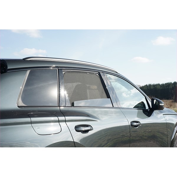 Solskydd Audi Q6 E-Tron (GFB), Bak Car shades PV AUQ65A Car Shades Solskydd Audi Q6 E-Tron (GFB), Bak Car shades PV AUQ65A Car Shades