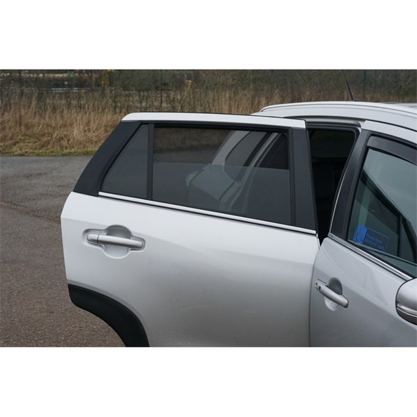 Solskydd Suzuki S-Cross 5 doors, Bak Car shades PV SZSCR5B18 Car Shades Solskydd Suzuki S-Cross 5 doors, Bak Car shades PV SZSCR5B18 Car Shades