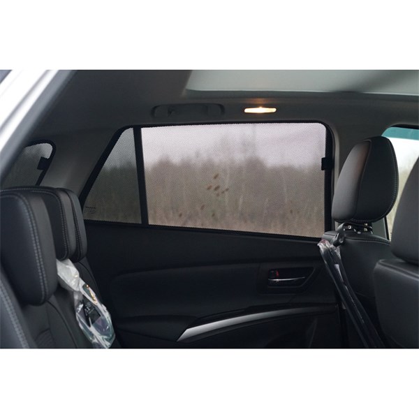 Solskydd Suzuki S-Cross 5 doors, Bak Car shades PV SZSCR5B Car Shades Solskydd Suzuki S-Cross 5 doors, Bak Car shades PV SZSCR5B Car Shades