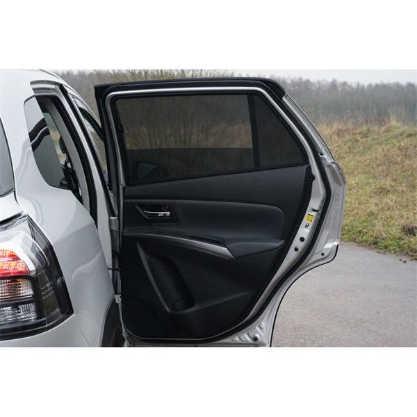 Solskydd Suzuki S-Cross 5 doors, Bak Car shades PV SZSCR5B Car Shades Solskydd Suzuki S-Cross 5 doors, Bak Car shades PV SZSCR5B Car Shades