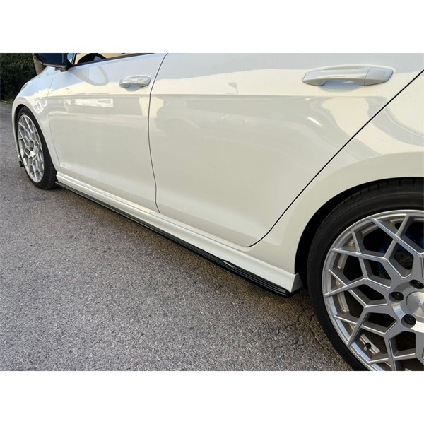 Sidokjolar Motordrome VW Golf VII 2012–2021 ABS Motordrome